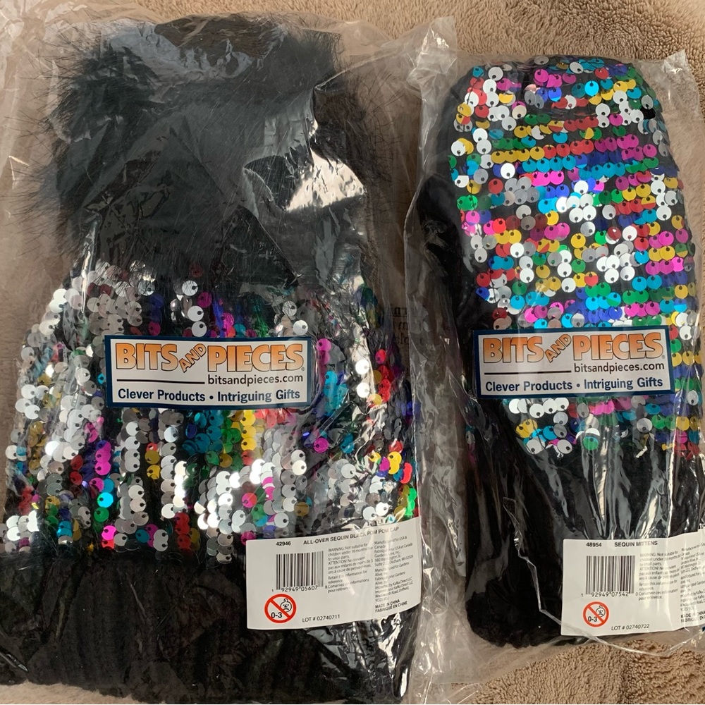 New Black Pom Pom Hat with Matching Mittens Sequins